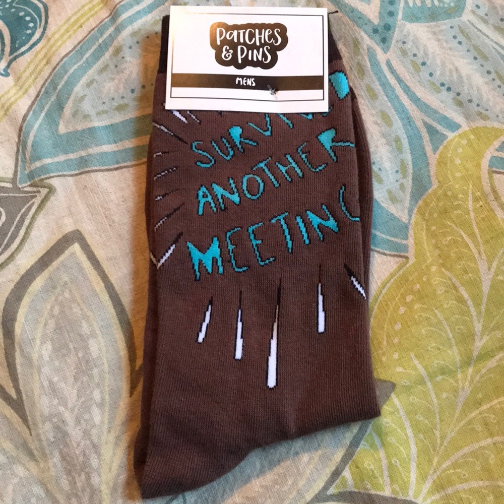 NWT Patches & Pins brown men's socks